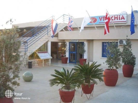 Vrachia Beach Aparthotel 16