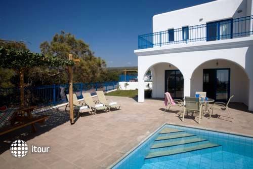 Azzurro Luxury Holiday Villas 12