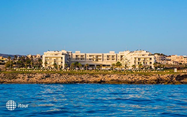 Amphora Beach Resort & Suites 2