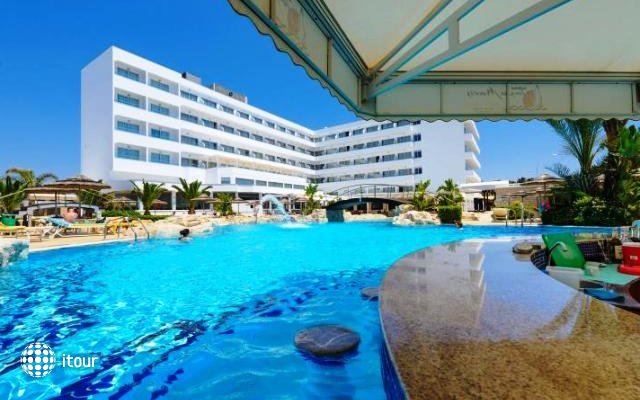 Tasia Maris Beach Hotel 9