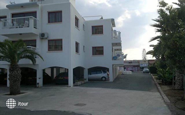 Androthea Hotel Apartments 3