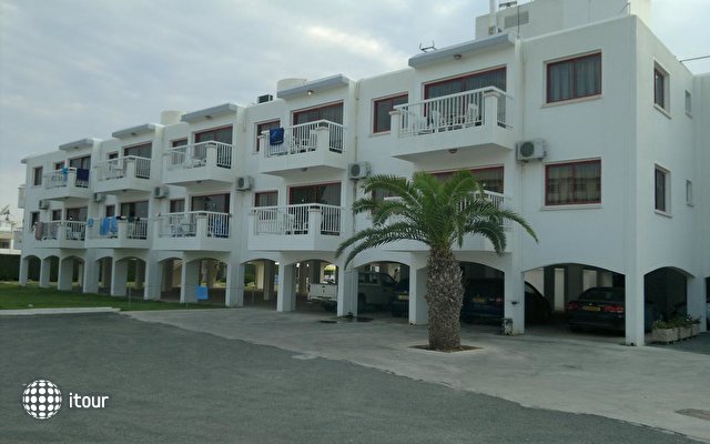 Androthea Hotel Apartments 1