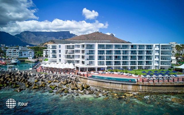 Radisson Blu Hotel Waterfront 1