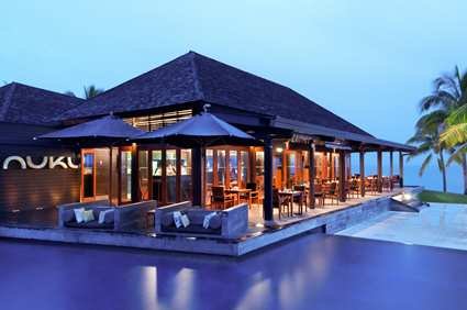 Fiji Beach Resort & Spa 12