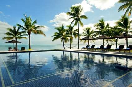 Fiji Beach Resort & Spa 17