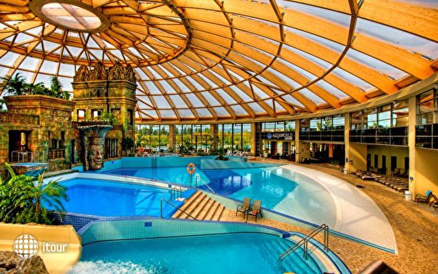 Ramada Resort Aquaworld 9