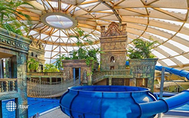 Ramada Resort Aquaworld 7