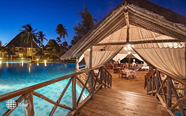 Neptune Pwani Beach Resort & Spa 12