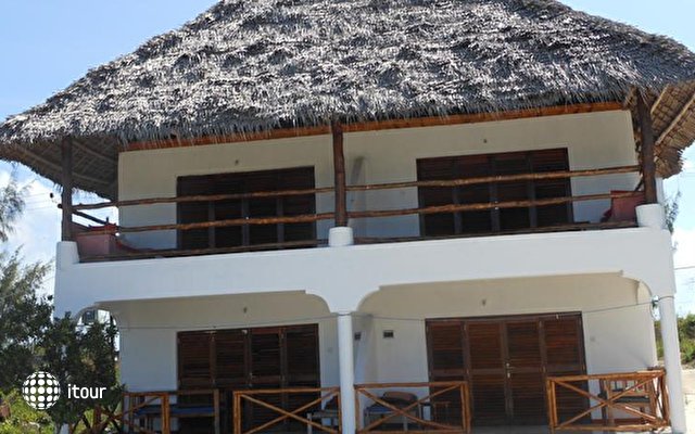 Mbuyuni Beach Village 8