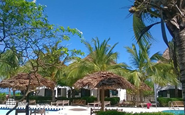 La Madrugada Beach Hotel & Resort 11