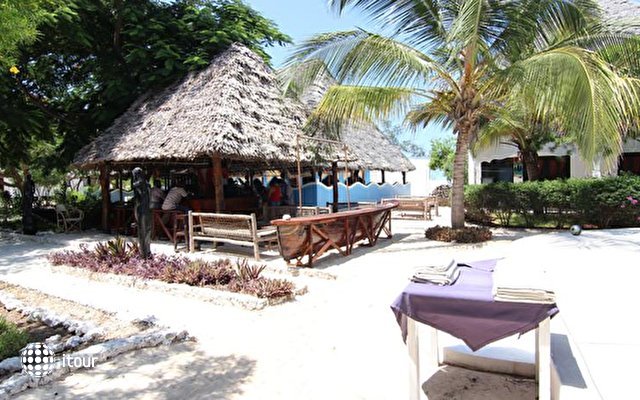 La Madrugada Beach Hotel & Resort 12