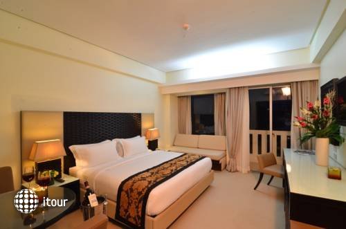 Nandana Boracay Beach Hotel 36