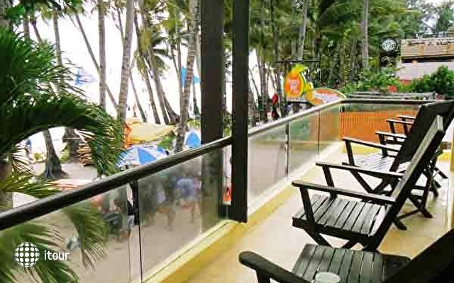 Sandcastels Beach Resort 1