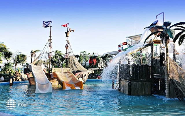Imperial Palace Waterpark Resort & Spa 11