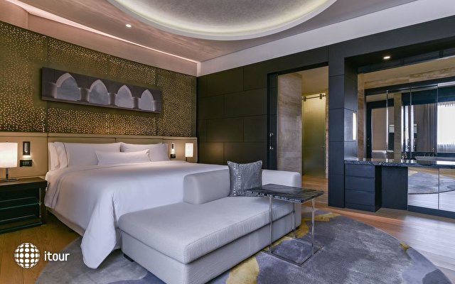 The Westin Doha Hotel & Spa 5