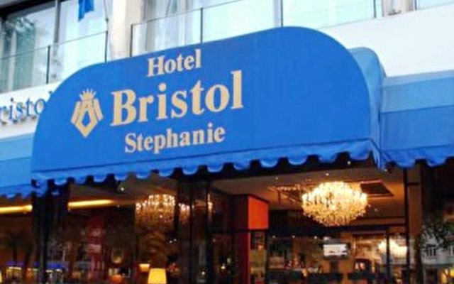 Bristol Stephanie 16