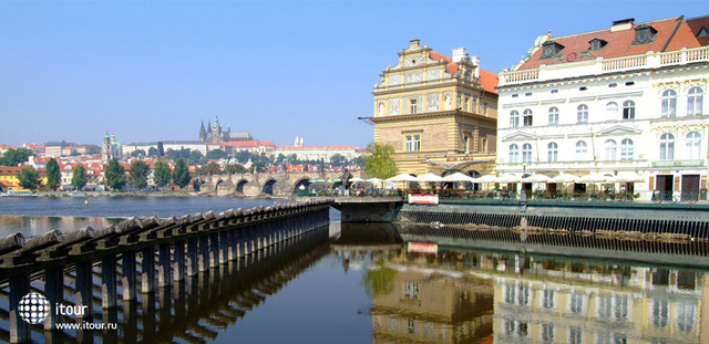 Corinthia Hotel Prague 15