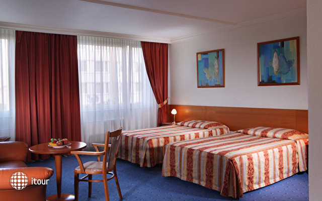 Top Hotel Praha 11