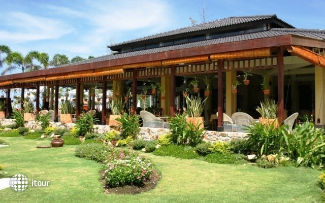 Eden Phu Quoc Resort 11