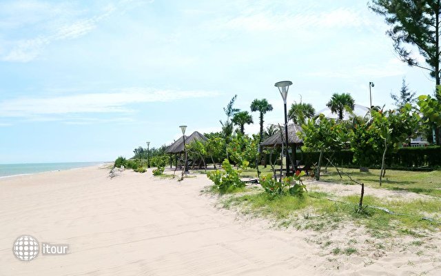 Carmelina Beach Resort 24