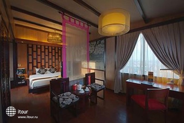 Gia Bao Grand Hotel 23