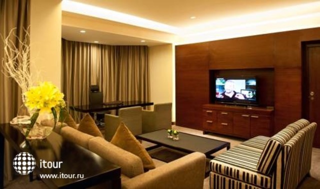 Crowne Plaza West Hanoi 20