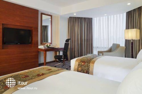 Crowne Plaza West Hanoi 34