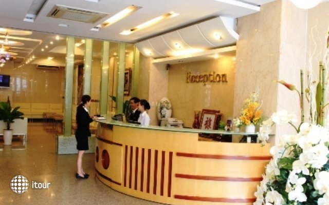 Family Inn Saigon 20