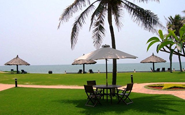 Duparc Phan Thiet Ocean Dunes & Golf Resort (ex. Novotel Coralia Ocean Dunes & Golf Resort) 12