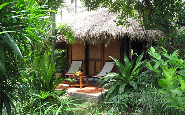 Bamboo Village Beach Resort & Spa 14