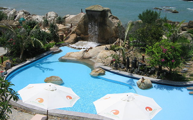 Rock Water Bay Resort  4