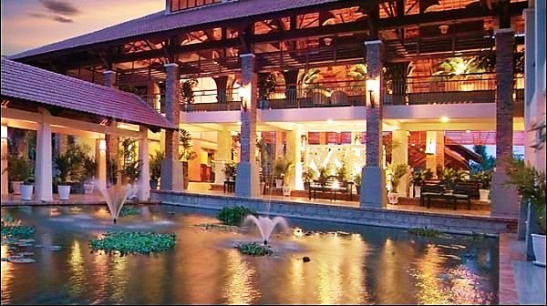 Pandanus Resort 4