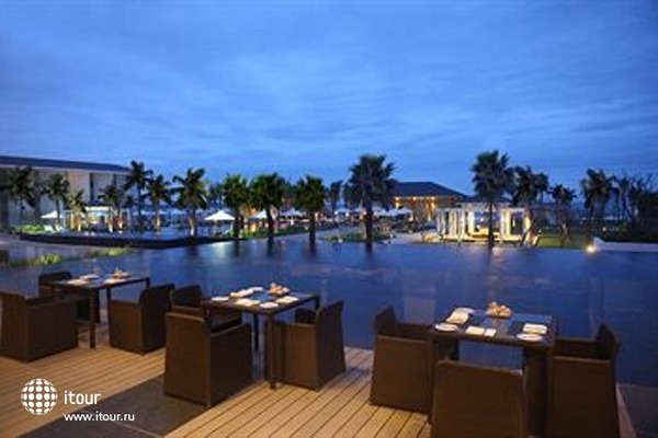 Sunrise Hoi An Beach Resort 26