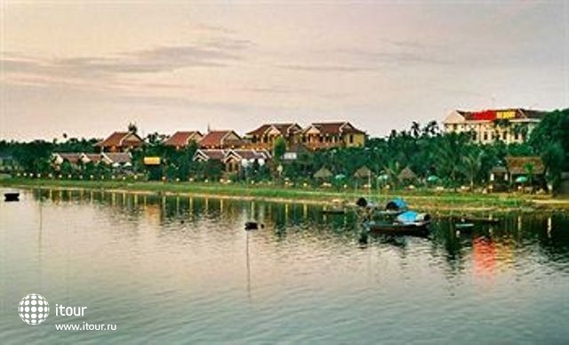 Pho Hoi Riverside Resort 16