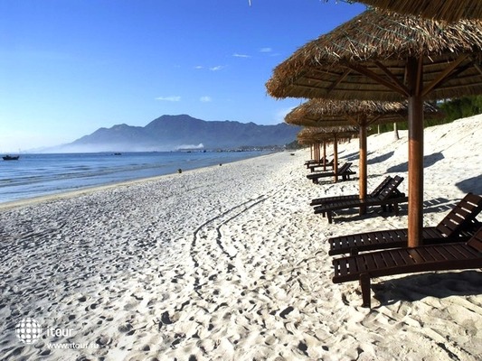 White Sand Beach Resort And Spa 13