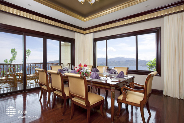 Vinpearl Luxury Nha Trang 27