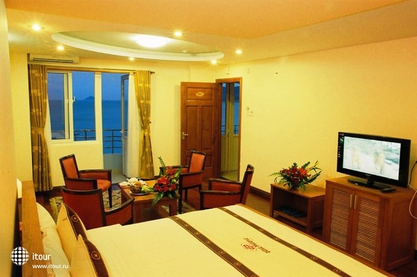 Phuong Dong Hotel 26