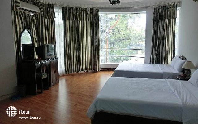 Camellia Nha Trang Hotel 4
