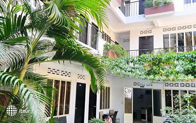 Nha Trang Inn & Suites 1