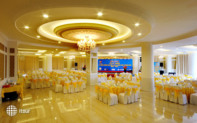 Nha Trang Palace 17