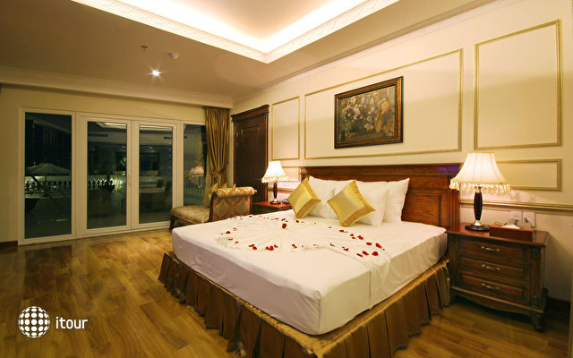 Nha Trang Palace 13