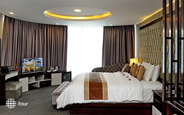 The World Hotel Nha Trang 12