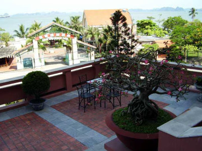 Halong Bay Hotel 9