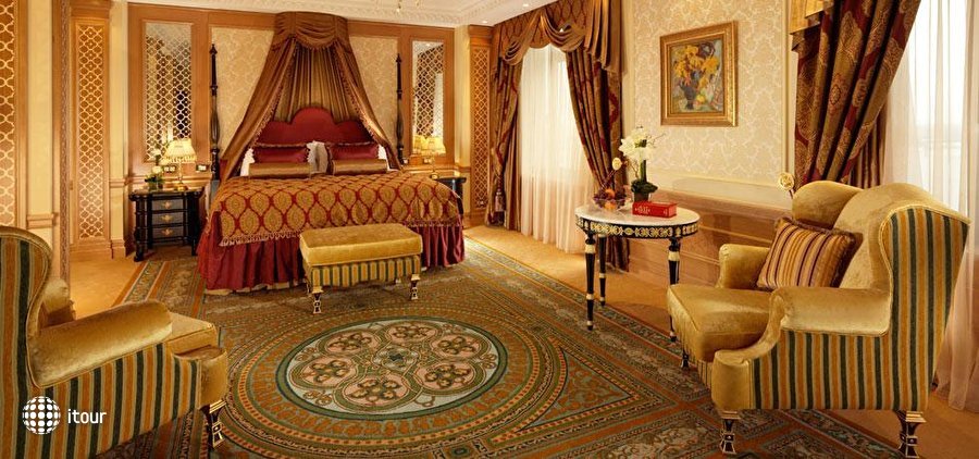 Fairmont Grand Hotel Kyiv 10