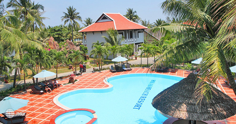 Hoi An Beach Resort 2
