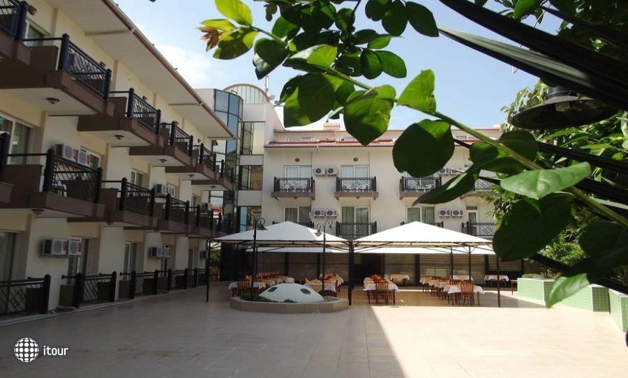 Rios Beach Hotel 16