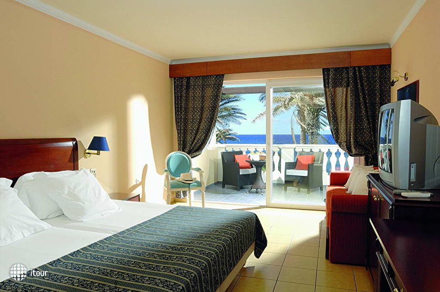 Radisson Blu Beach Resort (ex. Minos Imperial) 5
