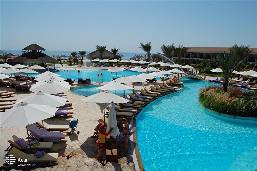 Fujairah Rotana Resort & Spa 7