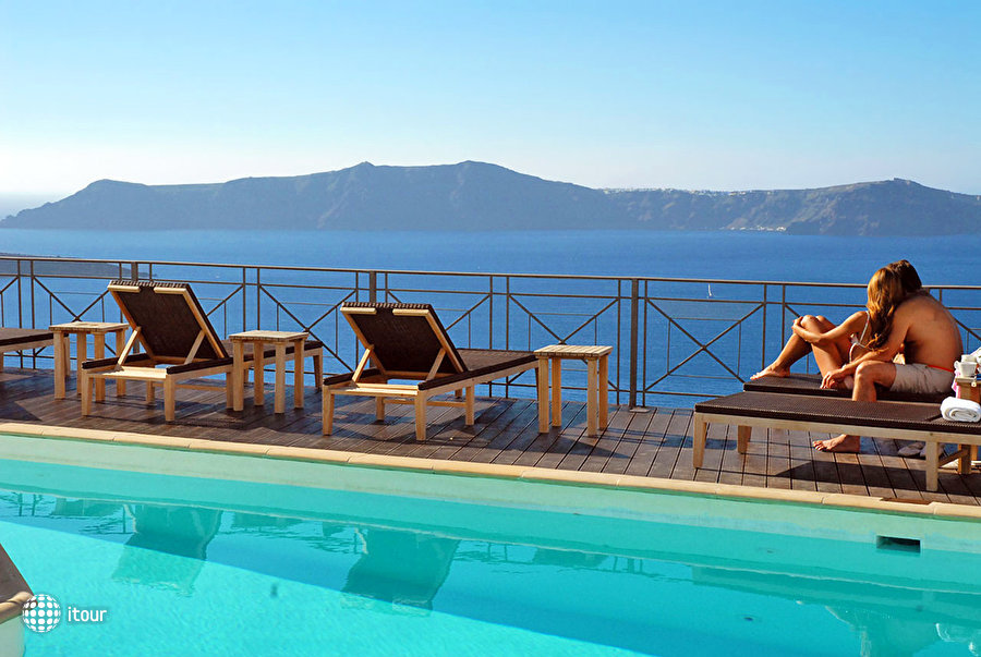 Athina Cliff Side Suites 11