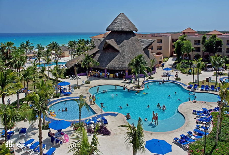 Sandos Riviera Beach Resort And Spa 1